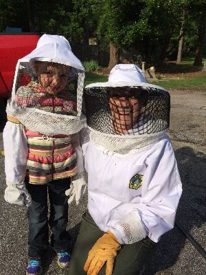 �2014 BluffParkAL.org - All Rights Reserved - Heathers Corner Bluff Park Bees